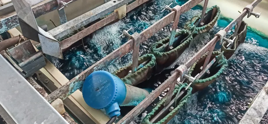 Electroplating tanks